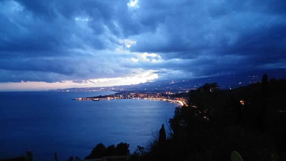 Profumo Di Mare Bed & Breakfast Giardini Naxos Luaran gambar