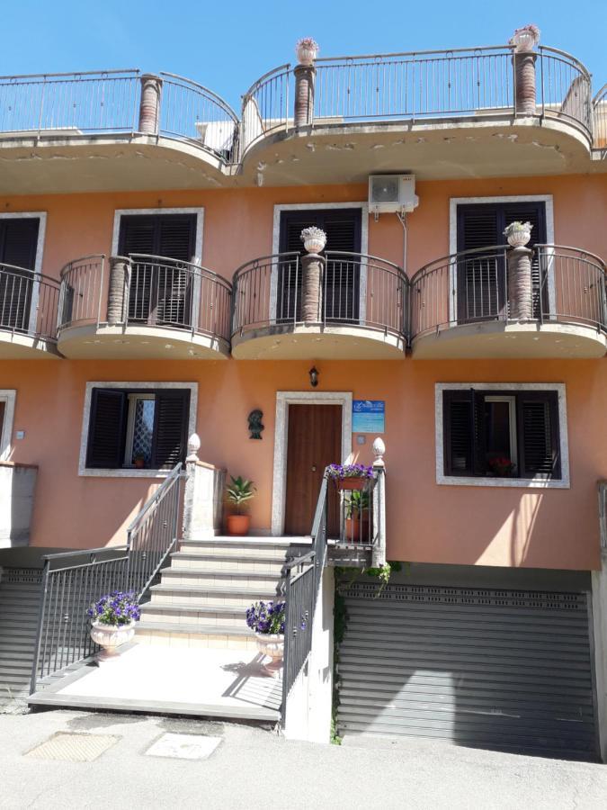 Profumo Di Mare Bed & Breakfast Giardini Naxos Luaran gambar